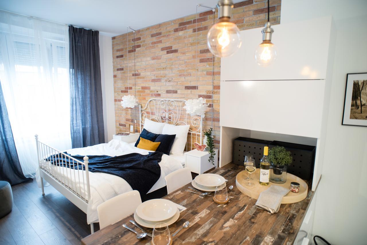 Charming Trees Apartment ブダペスト エクステリア 写真